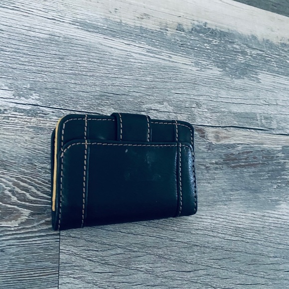 Liz Claiborne Leather Black Gold Wallet - Picture 8 of 11